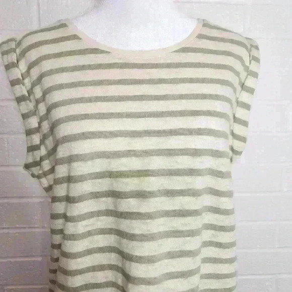 Liz Claiborne women's striped blouse cap sleeve beige/tan size medium - Picture 3 of 7